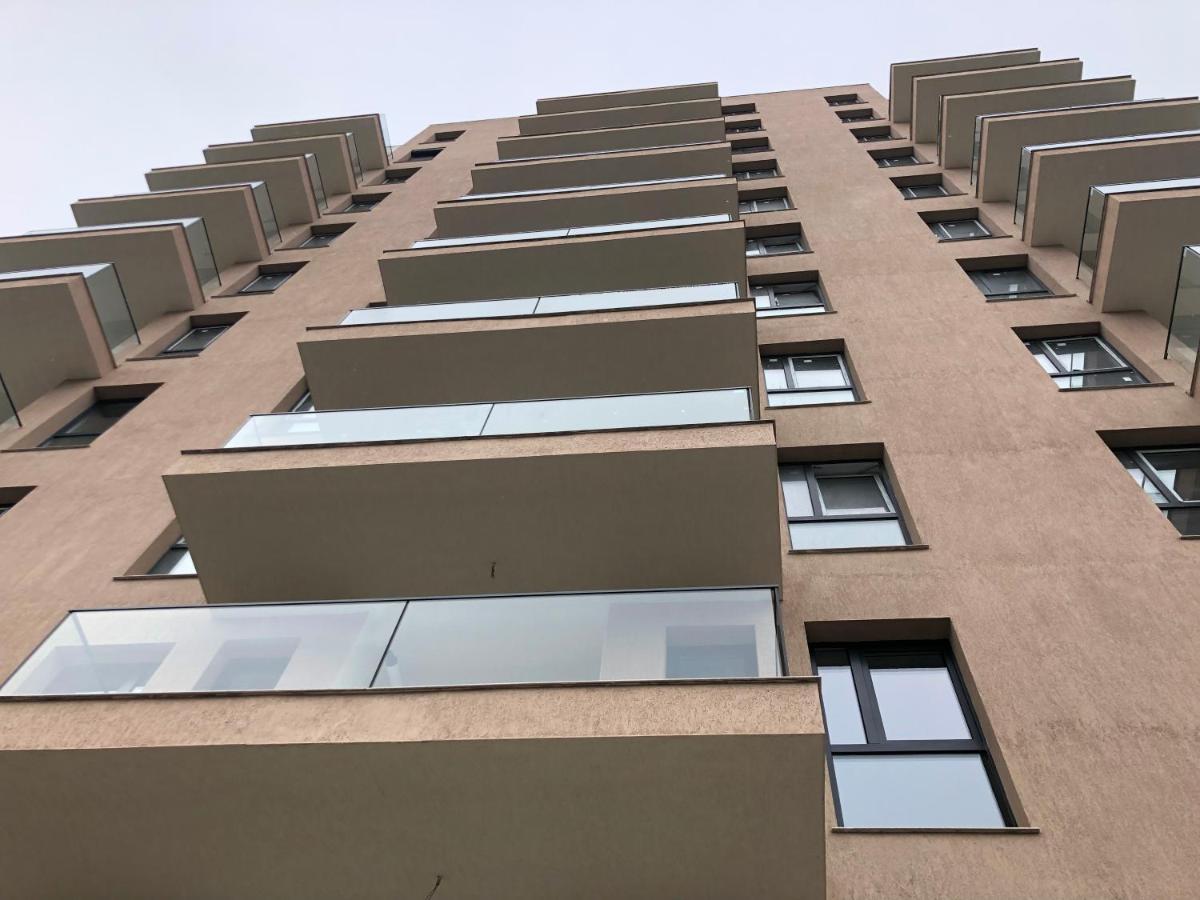 Fancy Penthouse Studio With Lakeview W10 Bukarest Kültér fotó