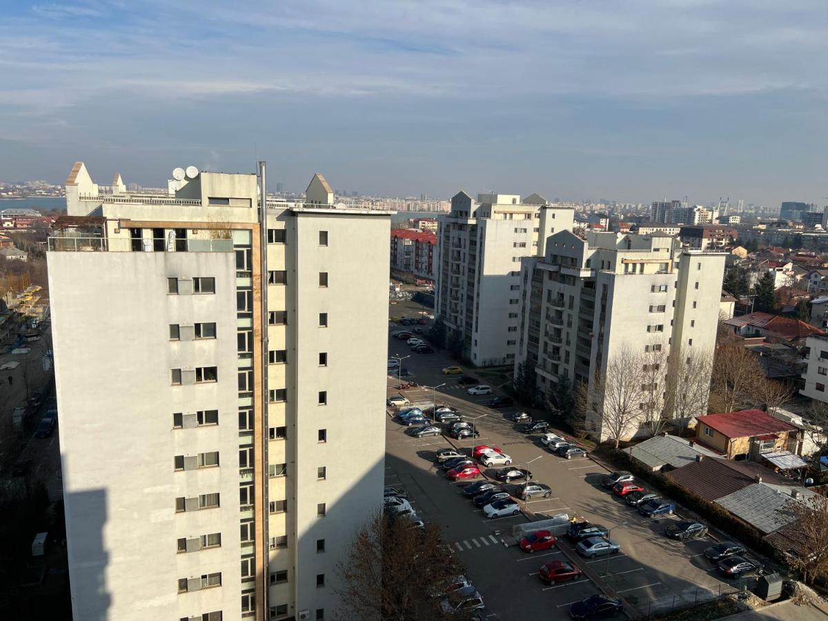 Fancy Penthouse Studio With Lakeview W10 Bukarest Kültér fotó