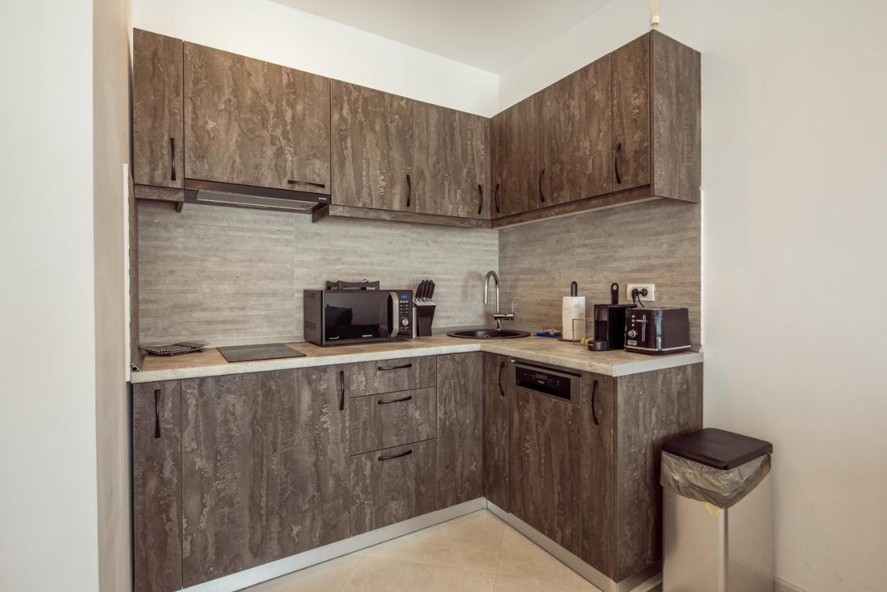 Fancy Penthouse Studio With Lakeview W10 Bukarest Kültér fotó